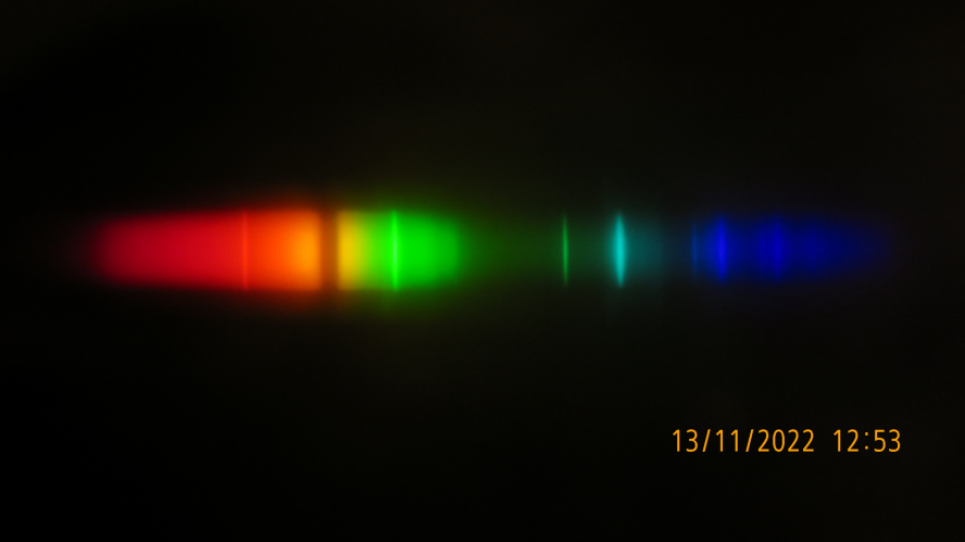 The spectrum of my Osram NAV-TS 70W Super 4Y Slovakia
Spectrum like all regular SON lamps.
