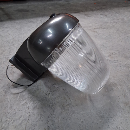 LumaPro High-Pressure Sodium Patio Light (Side)
