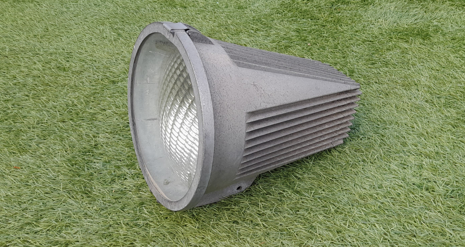 Philips DVF102
Philips DVF102 sealed beam spotlight
