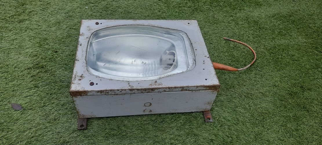 Urbis Limpet
Urbis Limpet direct attachment street lantern
