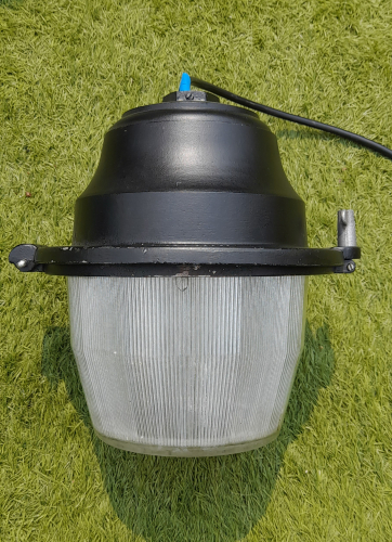 BTH lantern
BTH unknown (I'm calling Suburban Enclosed) residential street lantern.
