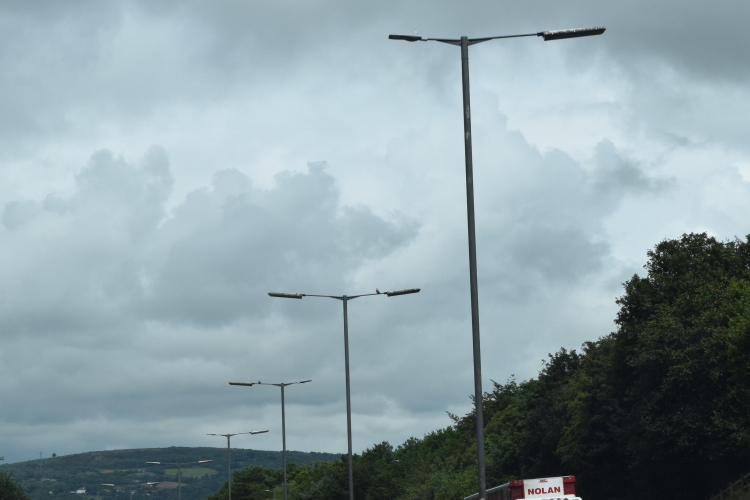 Uh oh.
The beginning of the end. I'd hate to see how patchy the road looked with a mix of Amperas and MAs.
