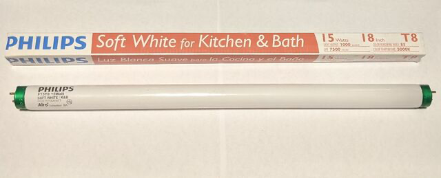 Philips Kitchen & Bath w/ Alto F15T8
Purchased new from The Home Depot 7 years ago, used in my GE branded under-cabinet light.
Keywords: Fluorescent;Linear Fluorescent